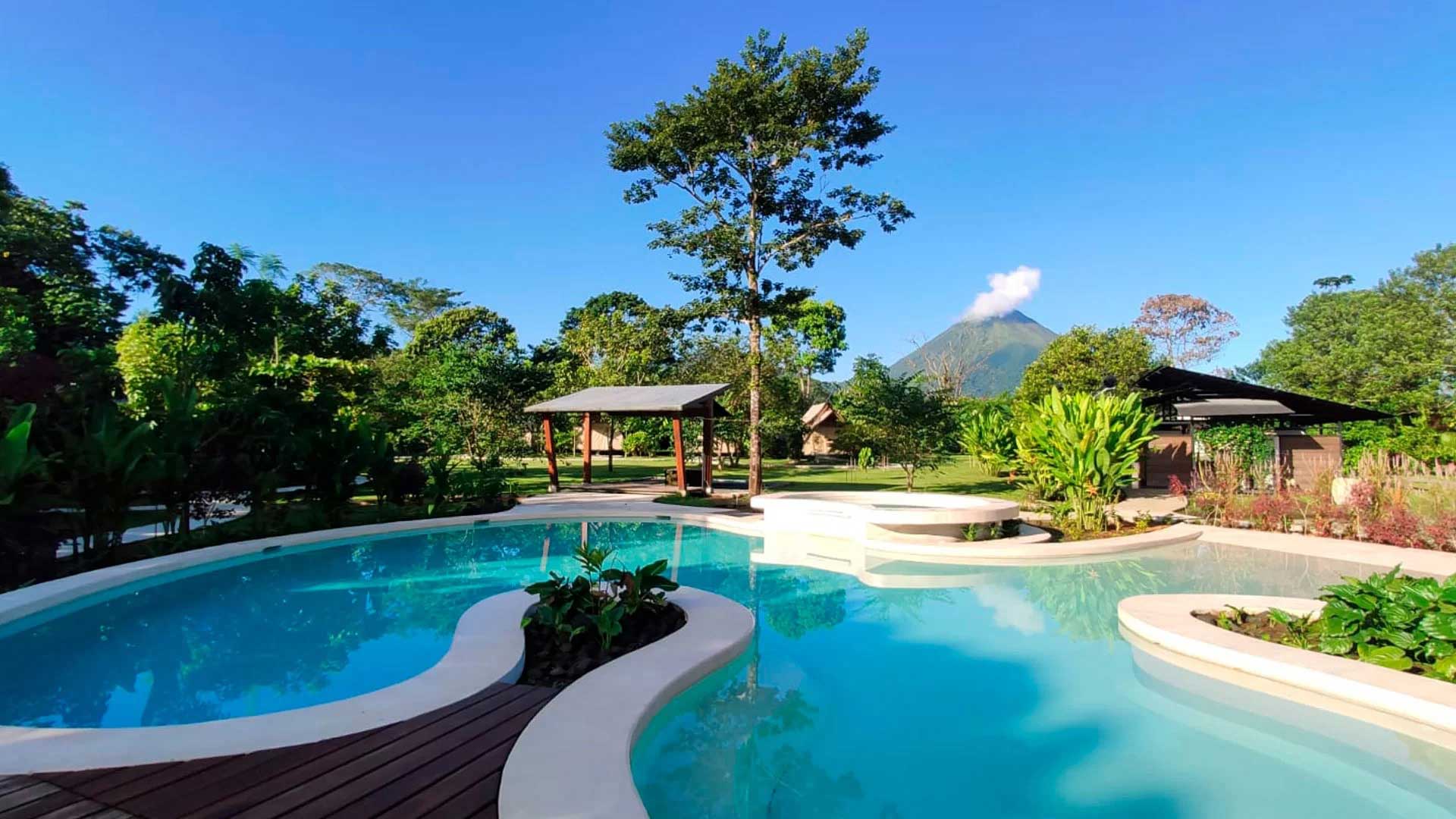 New Glamping Hotel in Arenal - Travel Excellence